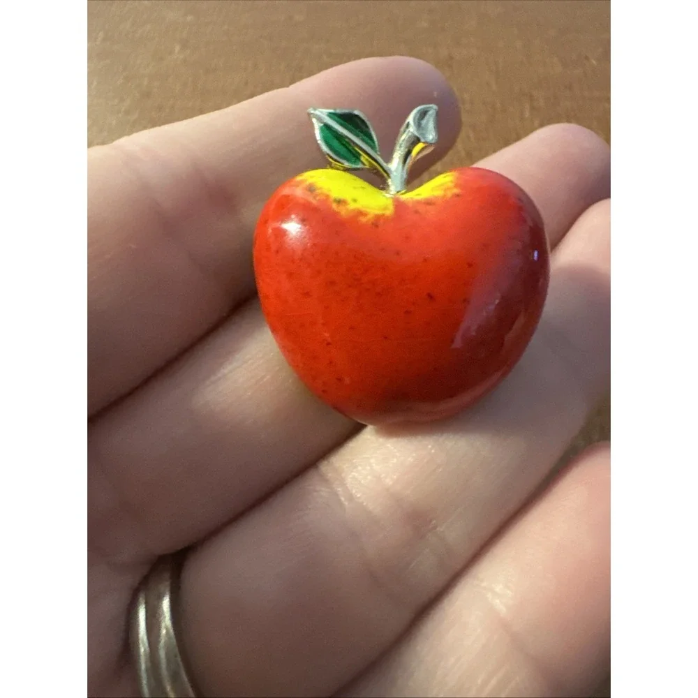 Beatrix Potter enamel red